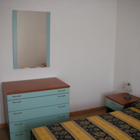 Case Vacanza Fenicotteri San Teodoro  Exterior foto