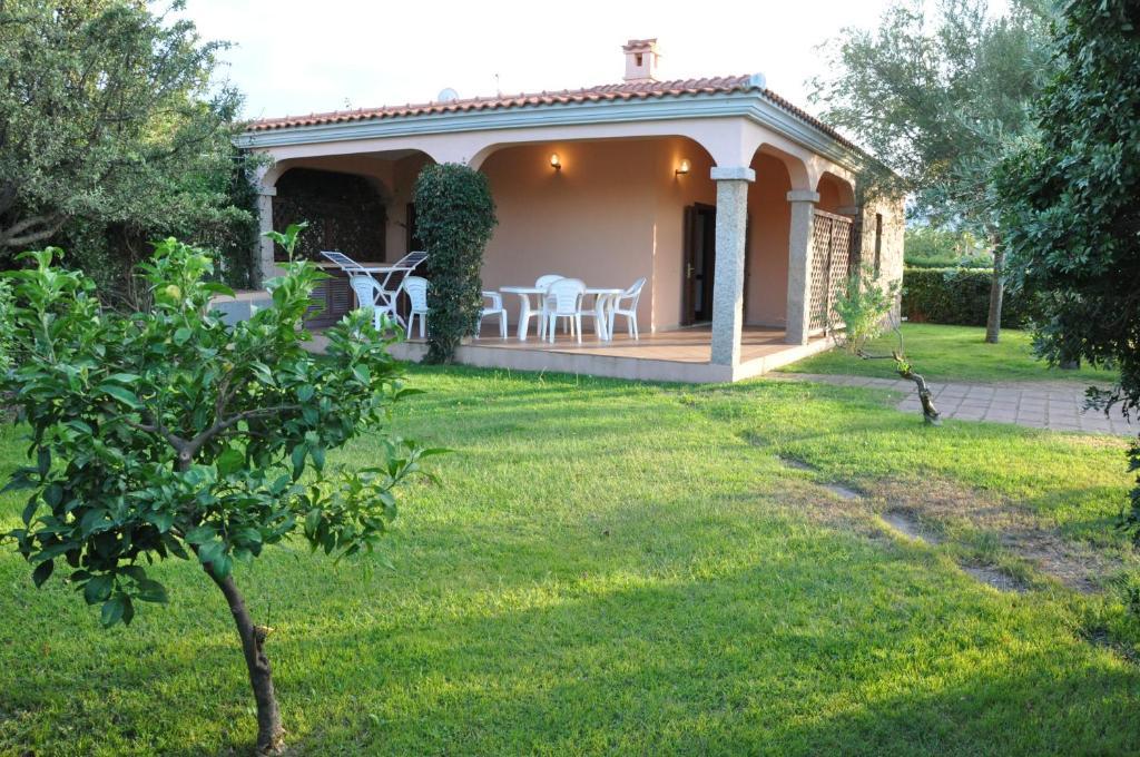 Case Vacanza Fenicotteri San Teodoro  Exterior foto
