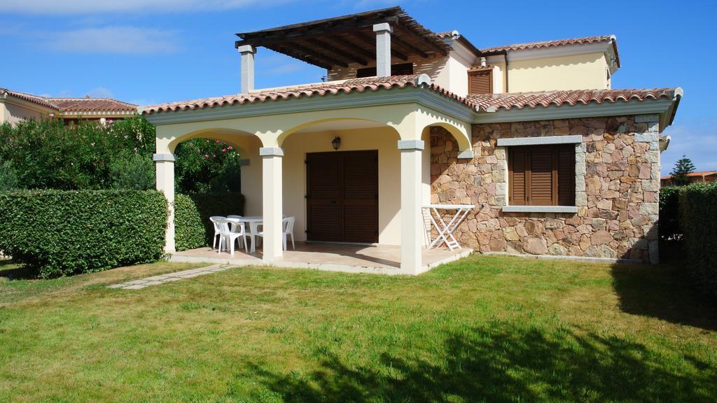 Case Vacanza Fenicotteri San Teodoro  Exterior foto