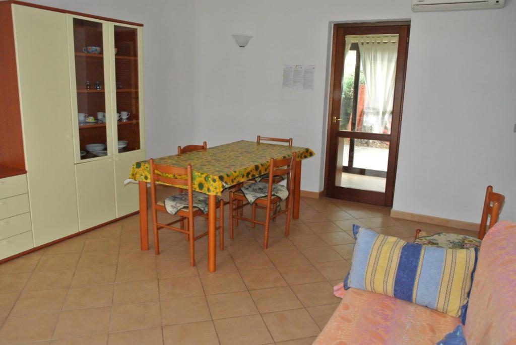 Case Vacanza Fenicotteri San Teodoro  Exterior foto