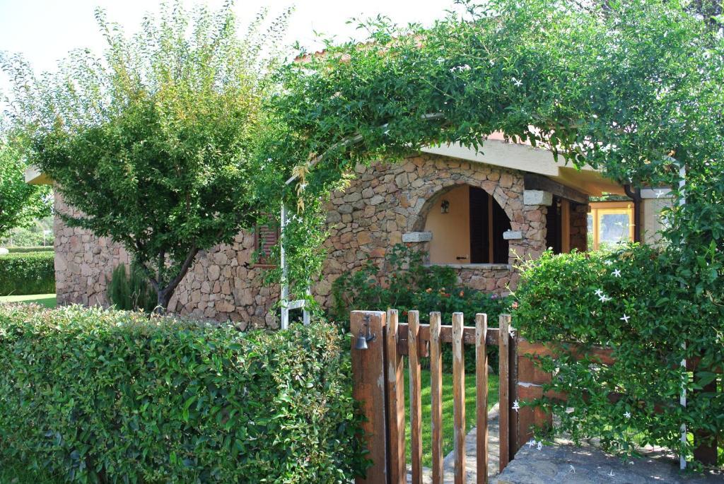 Case Vacanza Fenicotteri San Teodoro  Exterior foto