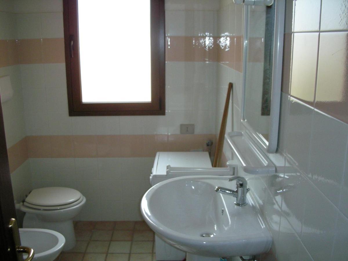 Case Vacanza Fenicotteri San Teodoro  Exterior foto
